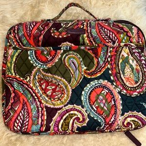 Vera Bradley 14 1/2” x 11” padded computer bag